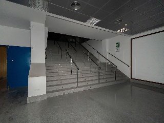 Nave en C/ seis de junio 25