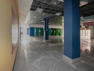 Nave en C/ seis de junio 27