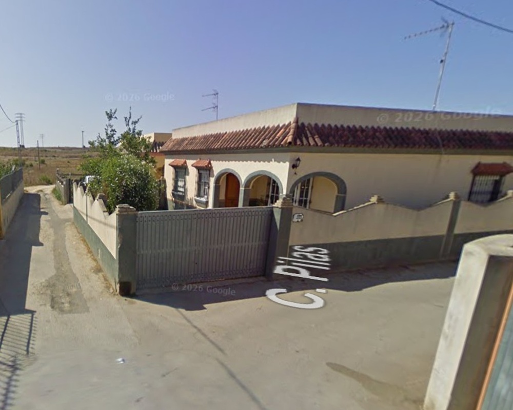 Chalet adosado en C/ Pilas - Sanlúcar de Barrameda - Cádiz
