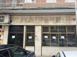 Local en C/ Lago Van - Madrid - 14