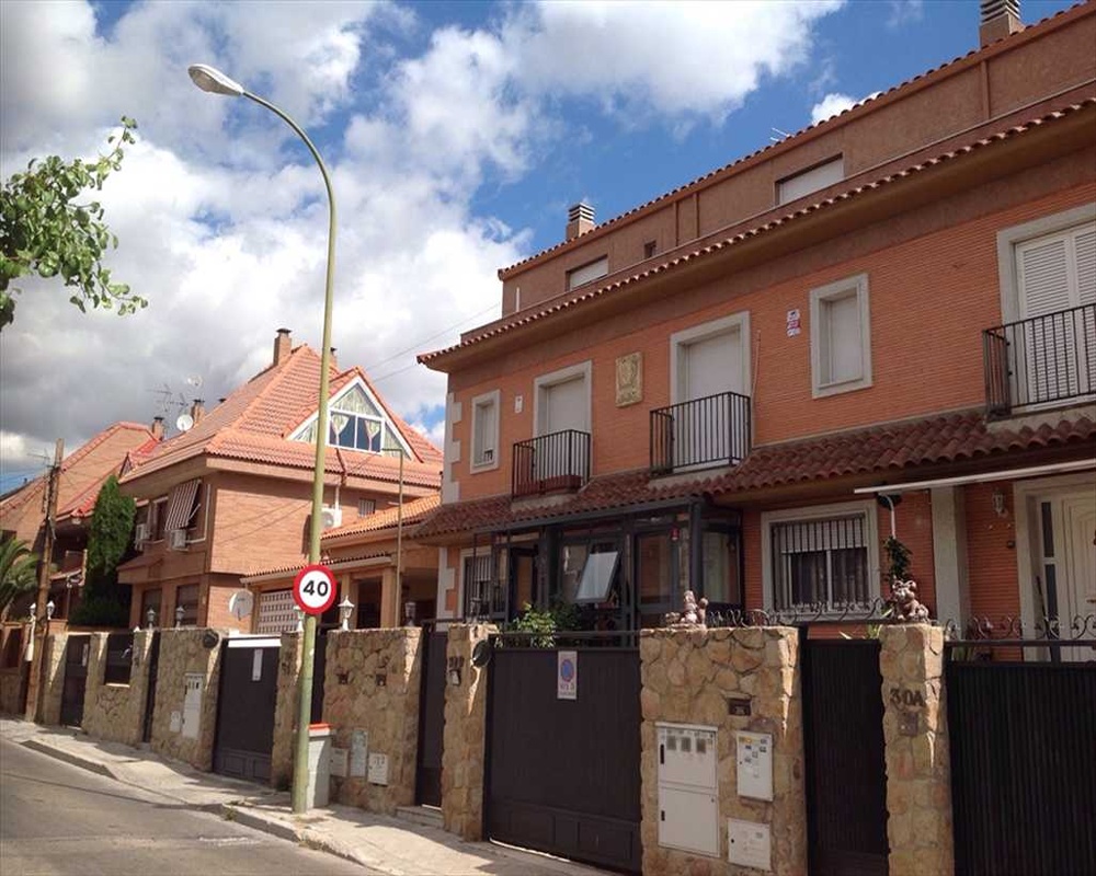 Chalet adosado en C/ Ciclón - Madrid -