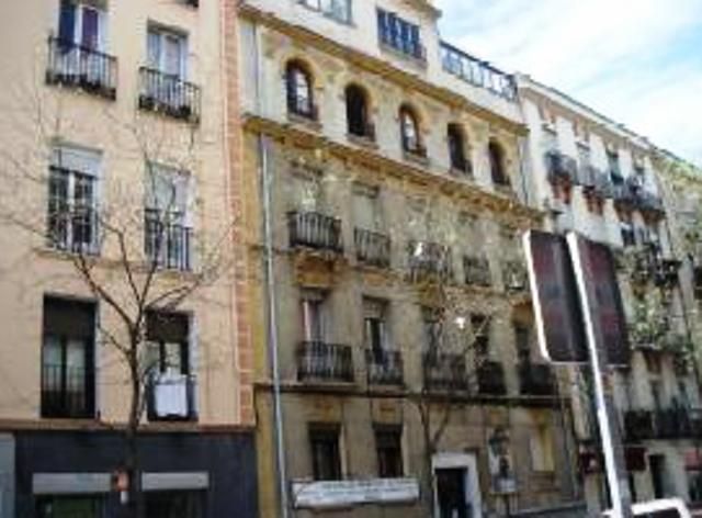 Venta piso MADRID null, c. caceres