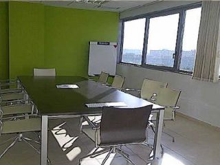 Oficinas y garajes en C/ Astronomía 10