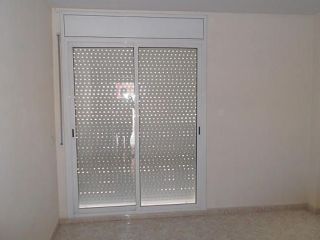 Piso en C/ Valeri Saleta, nº 32-38 4