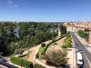 Piso en venta en Zamora de 84  m²