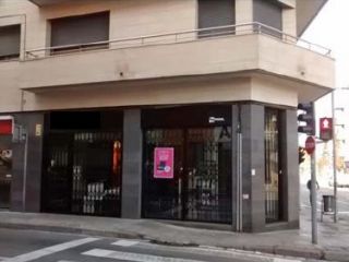 Local y garajes en Granollers 2