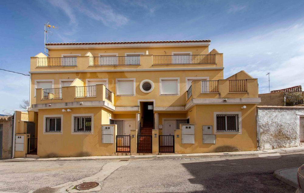Promoción de viviendas en venta en c. flores / calle marin lazaro, 12-26/11 en la provincia de Valencia