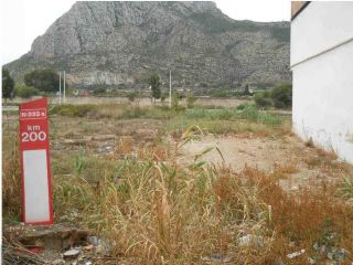 Solar en Av d´Alacant 3