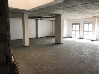 Local comercial en Av Construcción 3