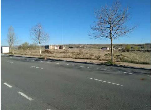 Urbano para construir en venta en C. De Los Chopos, 44, Avila, Ávila