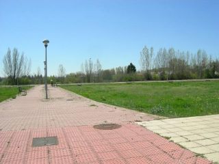 Promoción en Plan Parcial Campar De La Pacha, Manzana R-4, Parc. 42, Sariegos Del Bernesga, León 2