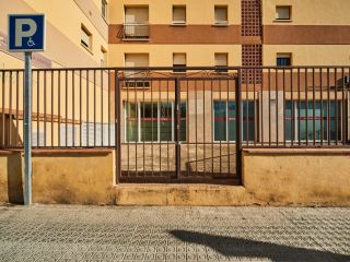 Local en venta en avda. de cubelles, 54, Vilanova I La Geltru, Barcelona 3