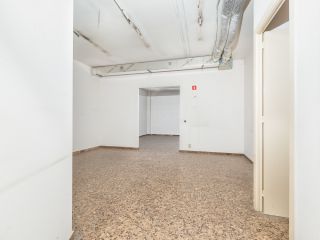 Local en venta en C. Almeria..., Bcn-Sants, Barcelona 6