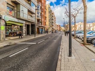Promoción de locales en venta en c. riudoms, 36-38 en la provincia de Tarragona 3