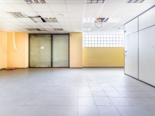 Local en venta en C. Colegiata De Bolea, 8, Zaragoza, Zaragoza 7