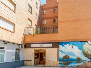 Local en venta en Zaragoza de 200  m²
