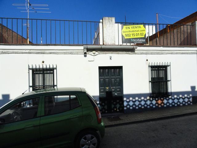 Casa en venta en C. Hermanos Carlos Y Belen Merchan Menbrive..., Villanueva Del Rio Y Minas, Sevilla