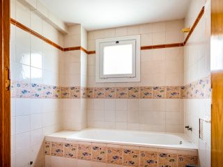 Local en venta en C. Escuelas, 14-16, Zaragoza, Zaragoza 23