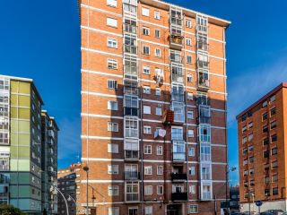 Piso en venta en Ba. Juan Xxiii, 22, Burgos, Burgos 2
