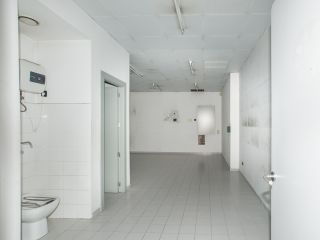 Local en venta en C. Inspector Juan Antonio Bueno, 4, Alcorcon, Madrid 24