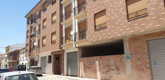 Local en venta en Huetor Tajar de 97 m²