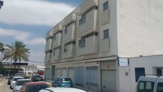 Garaje en venta en Villamartín de 38 m²