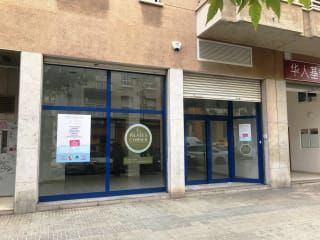 Local en venta en Tarragona de 204  m²