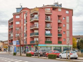 Local en venta en avda. paisos catalans, 252, Banyoles, Girona 1