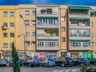 Local en venta en Avda. Nuestra Sra.de Valvanera, 96, Mad-Carabanchel, Madrid 5