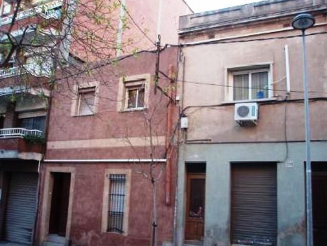 Piso en venta en C. Marià Benlliure, 137, Badalona, Barcelona