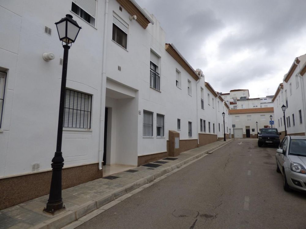 Promoción de viviendas en venta en c. teresa de león, 1,4 en la provincia de Cádiz