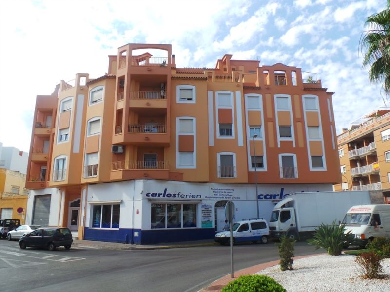 Garaje en venta en Dénia