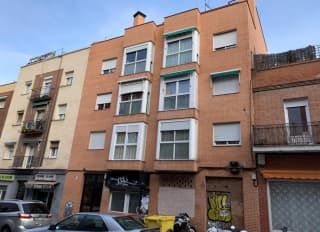 Local en venta en Madrid de 24 m²