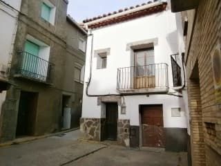Piso en venta en Morata De Jalón de 147  m²