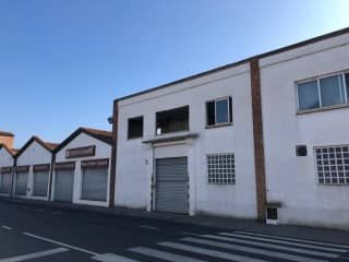 Nave en venta en Sarrià De Ter