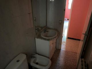 Piso en venta en C. Guadalhorce..., Terrassa, Barcelona 8