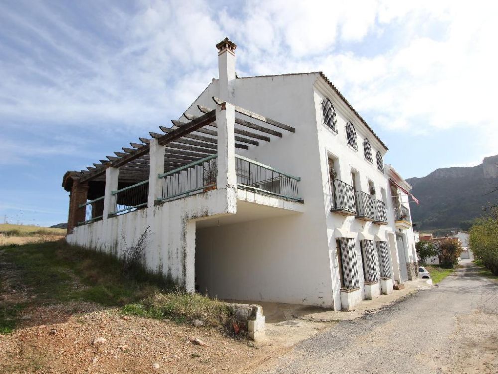 Unifamiliar en venta en Cuevas De San Marcos por 181.500€ Unifamiliar