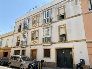 Piso en venta en Cádiz de 77  m²