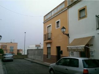 Unifamiliar en venta en Gerena de 100  m²