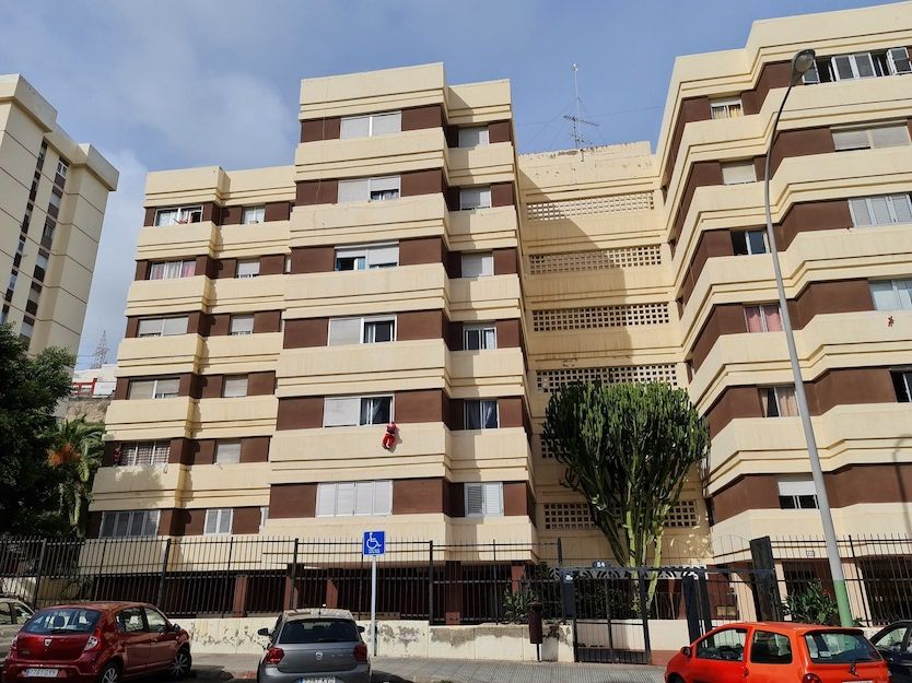 Piso en venta en Palmas De Gran Canaria, Las por 72.000€ Piso en