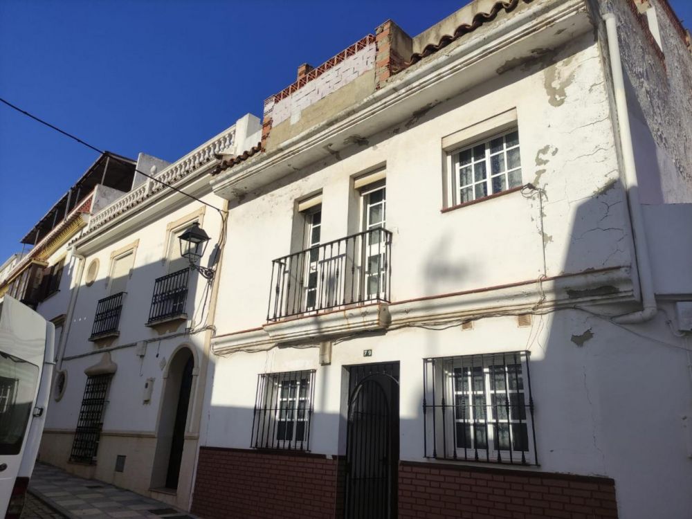 Vivienda en venta en c. terrero monesterio, 79, San Roque, Cádiz