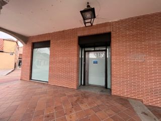 Local en venta en Sevilla La Nueva de 400  m²