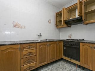Casa en venta en C. Bosc Del Samso, 2, Can Olivella, Barcelona 12