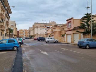Piso en venta en Huércal De Almería de 65  m²