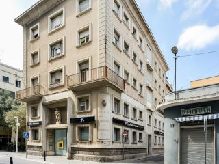 Piso en venta en Figueres de 113  m²