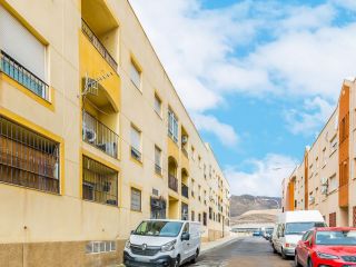 Piso en venta en Vícar de 76  m²