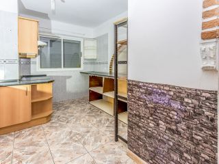 Piso con anejos en C/ Rabera 8