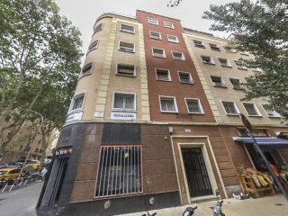 Piso en venta en Barcelona de 60  m²