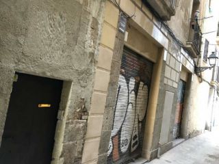 Piso en venta en Barcelona de 61  m²