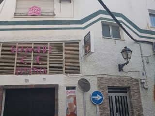 Piso en venta en Montehermoso de 81  m²